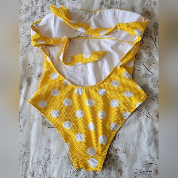 Elie and Bella swimsuit one piece - Picture 4 of 5